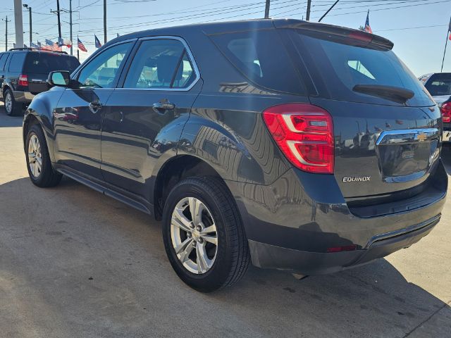 2017 Chevrolet Equinox LS 2WD