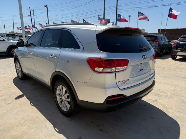 2018 Kia Sorento 2.4L LX