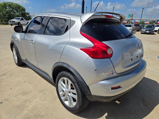 2011 Nissan Juke S FWD