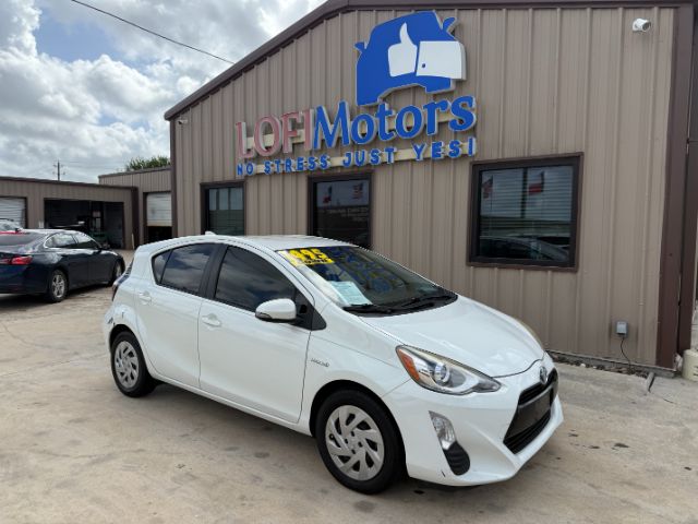 2016 Toyota Prius c Four