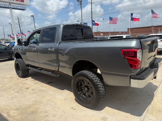 2017 Nissan TITAN XD SV Diesel