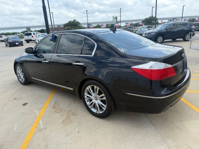 2011 Hyundai Genesis 4.6