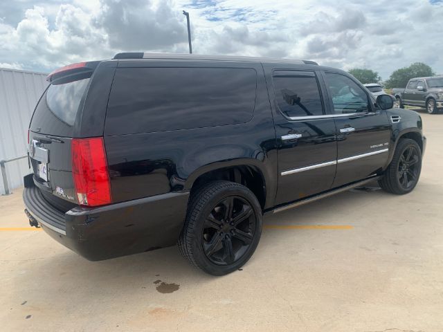 2013 Cadillac Escalade ESV Platinum Edition