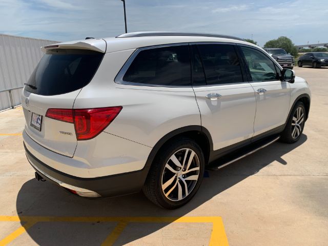 2017 Honda Pilot Touring