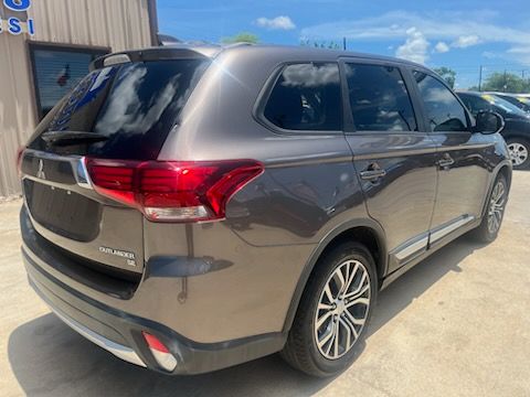 2018 Mitsubishi Outlander SE