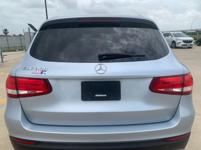 2017 Mercedes-Benz GLC 300 GLC-Class