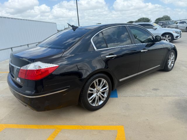 2011 Hyundai Genesis 4.6