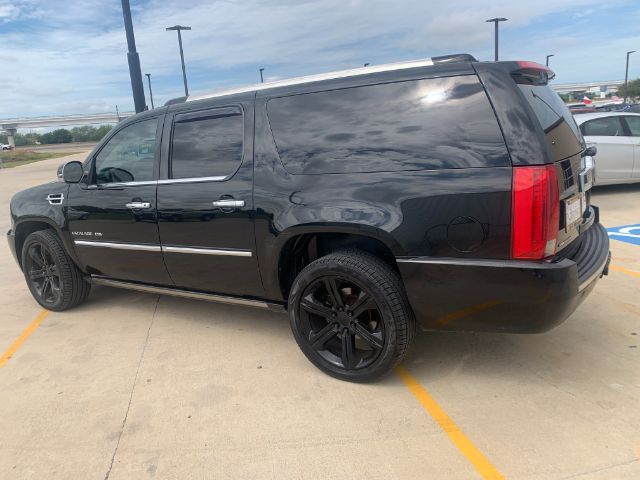 2013 Cadillac Escalade ESV Platinum Edition