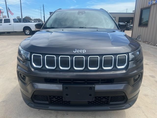 2022 Jeep Compass Latitude FWD