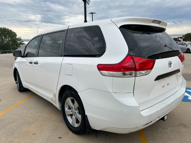 2011 Toyota Sienna Base