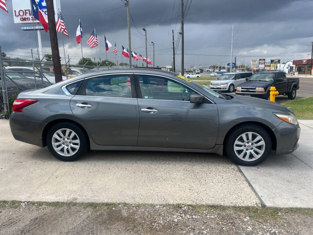2017 Nissan Altima S