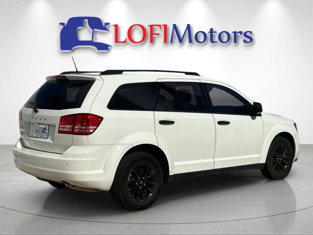 2020 Dodge Journey Journey SE