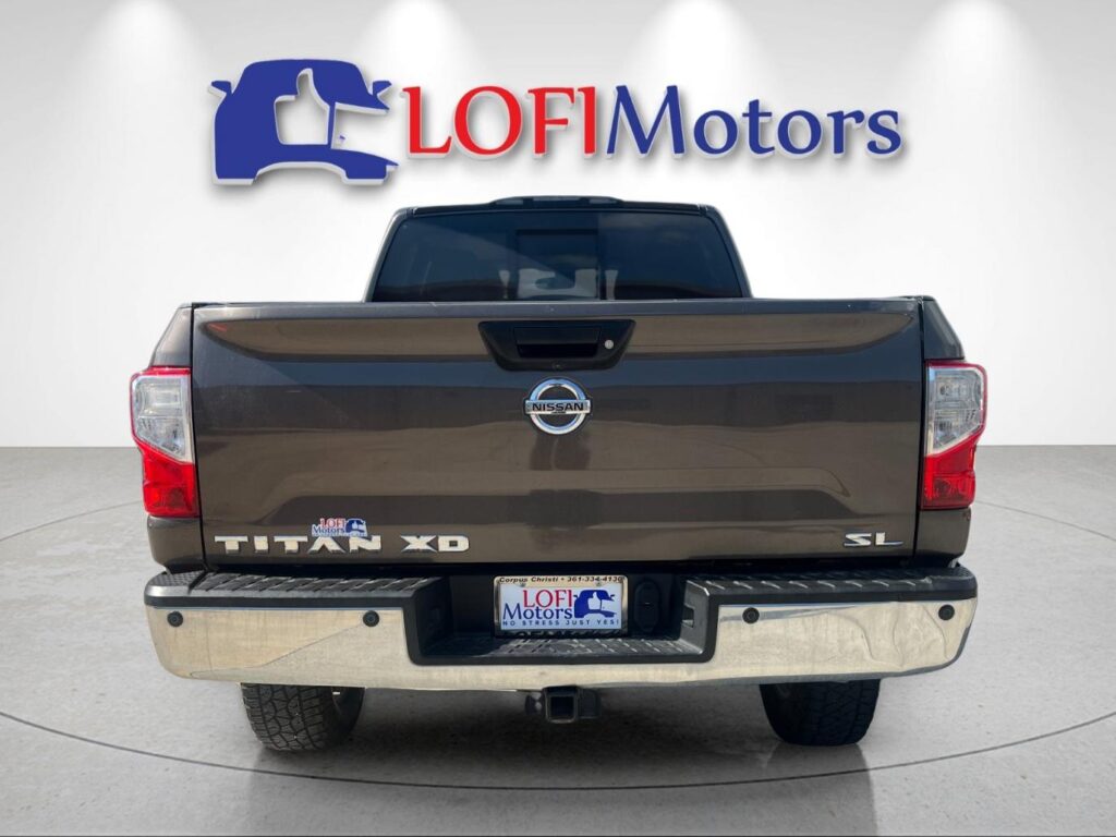 2016 Nissan TITAN XD SL