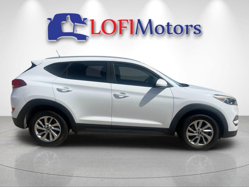 2016 Hyundai Tucson SE