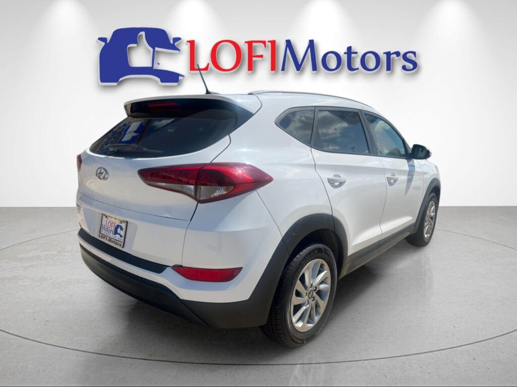 2016 Hyundai Tucson SE