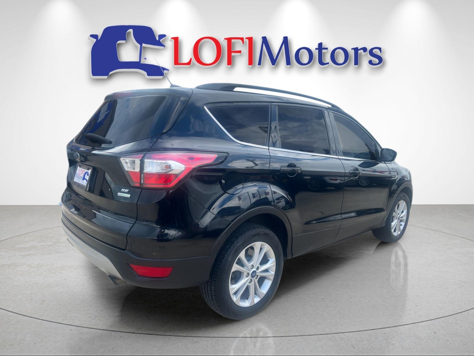 2018 Ford Escape SE photo 3