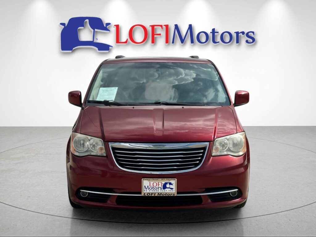 2012 Chrysler Town & Country Touring