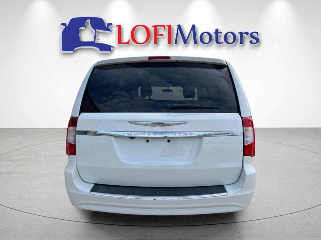 2015 Chrysler Town & Country Touring