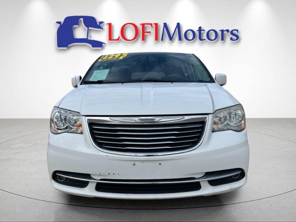 2015 Chrysler Town & Country Touring