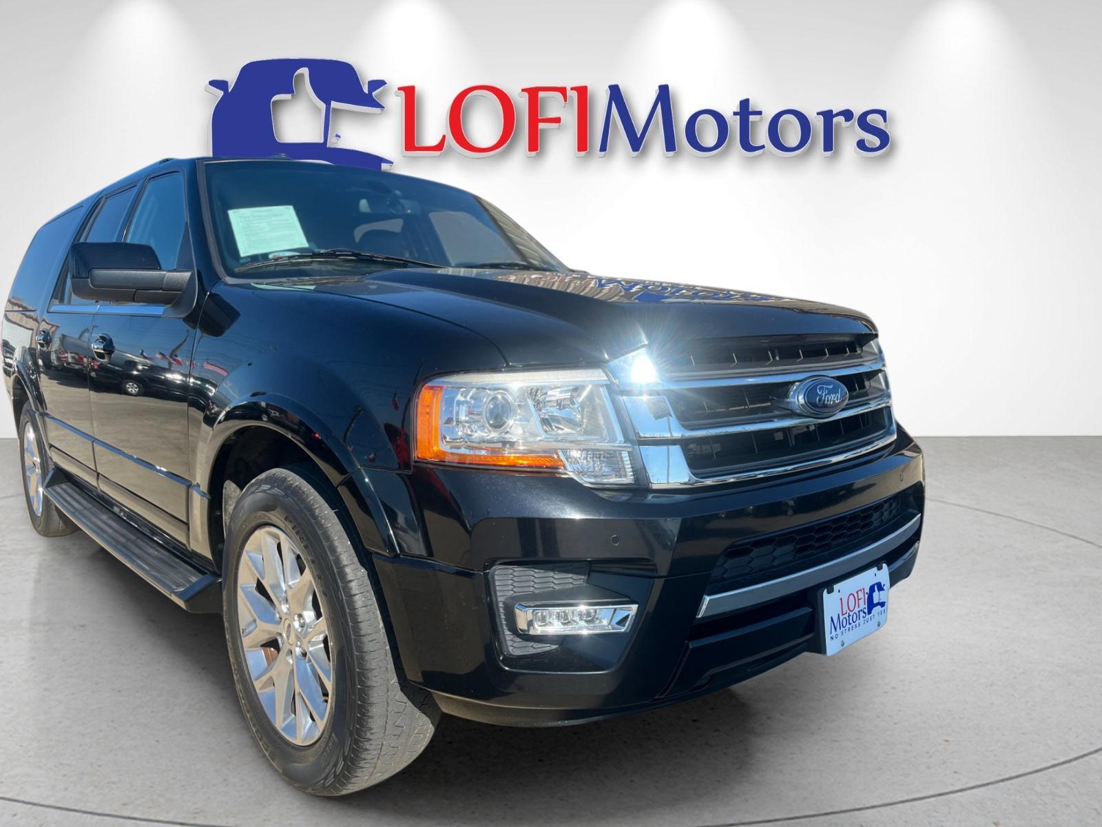 2017 Ford Expedition Limited's photo