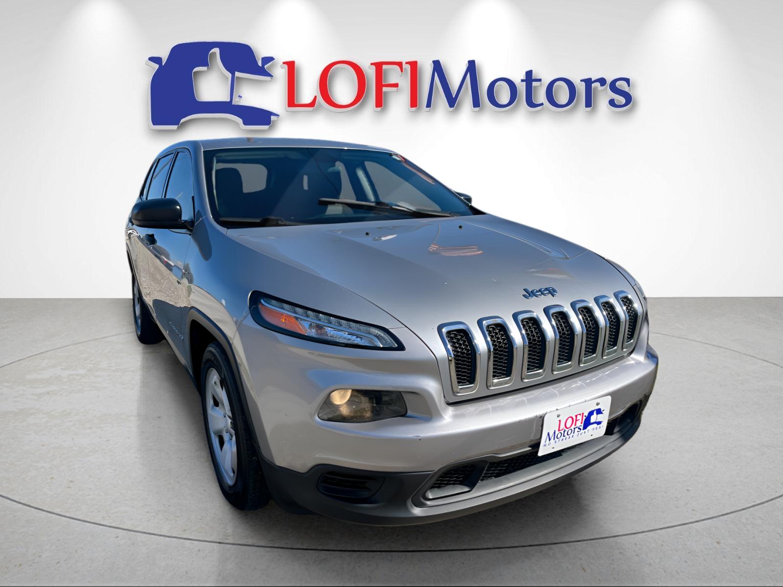 2017 Jeep Cherokee Sport's photo
