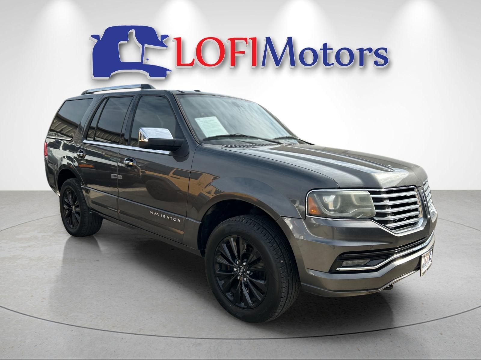 2015 Lincoln Navigator Base