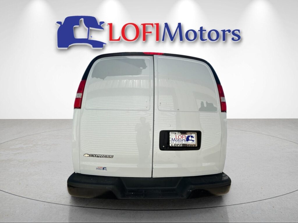 2020 Chevrolet Express Cargo Work Van - Photo 24