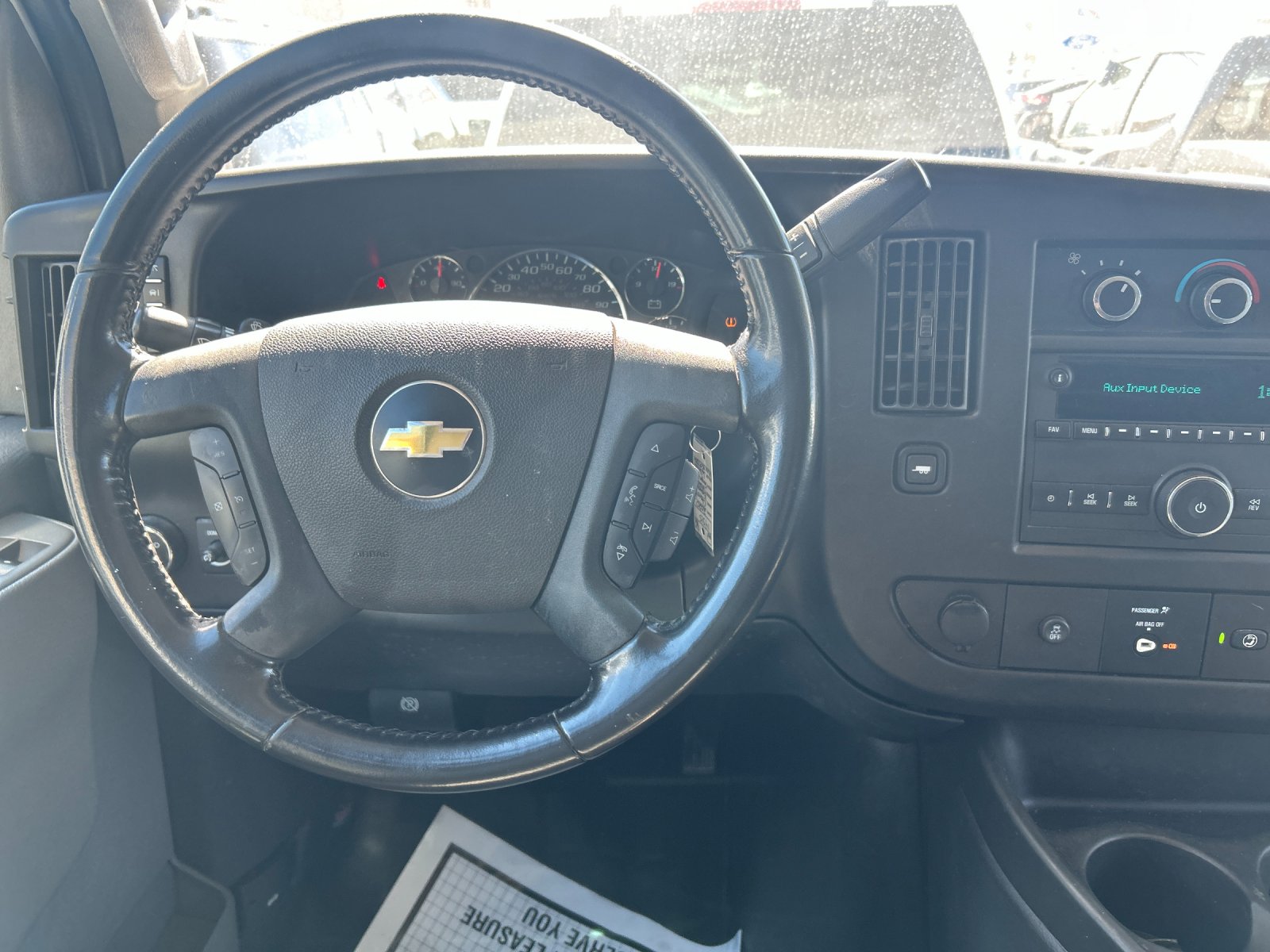 2020 Chevrolet Express Cargo Work Van - Photo 10