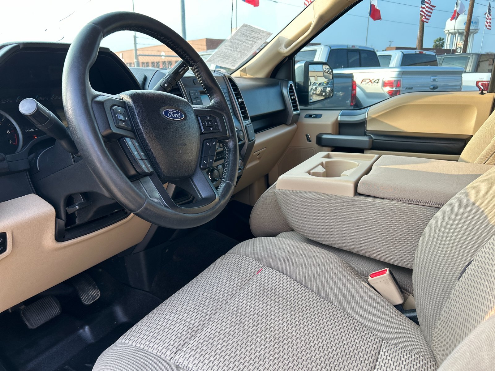 2017 Ford F-150 XLT - Photo 6