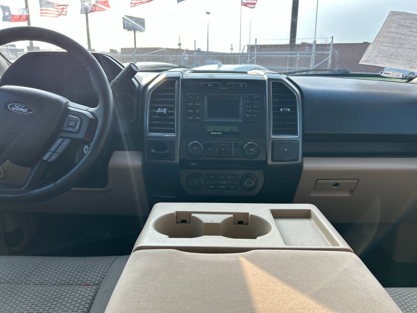 2017 Ford F-150 XLT - Photo 9