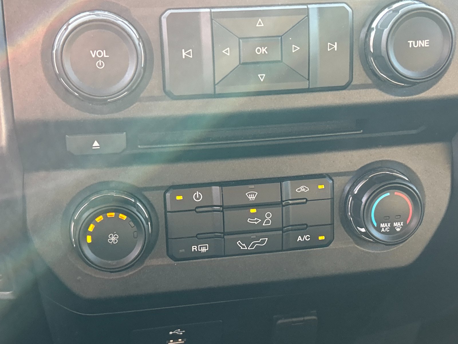 2017 Ford F-150 XLT - Photo 15