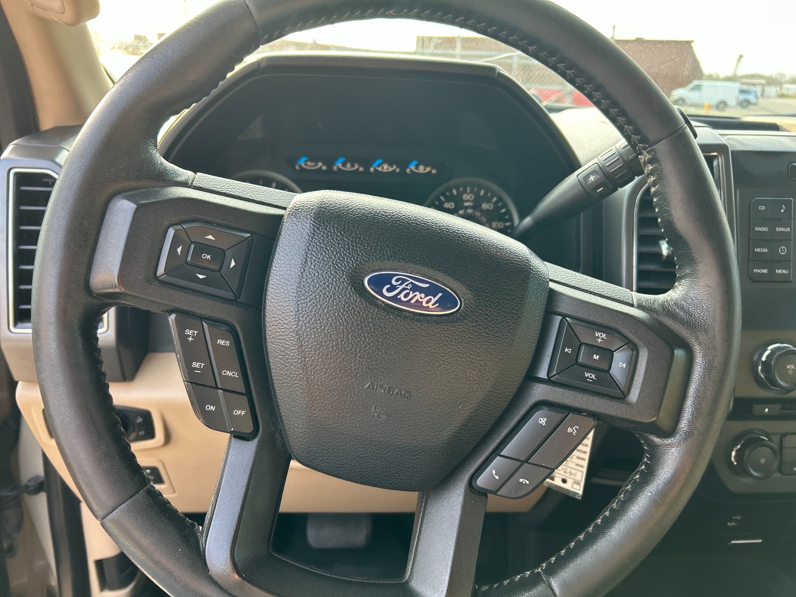 2017 Ford F-150 XLT - Photo 17