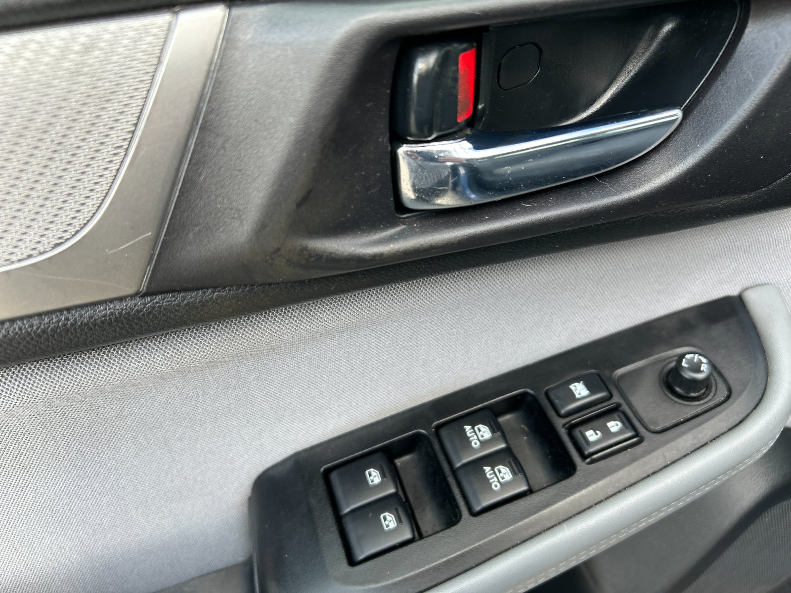 2019 Subaru Outback Premium - Photo 7