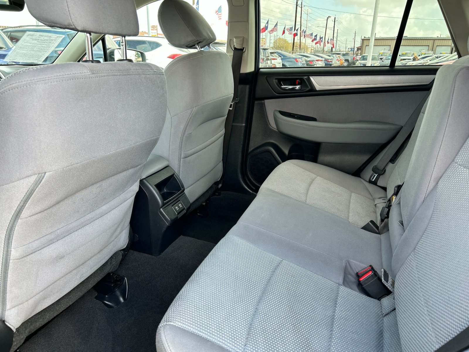 2019 Subaru Outback Premium - Photo 8