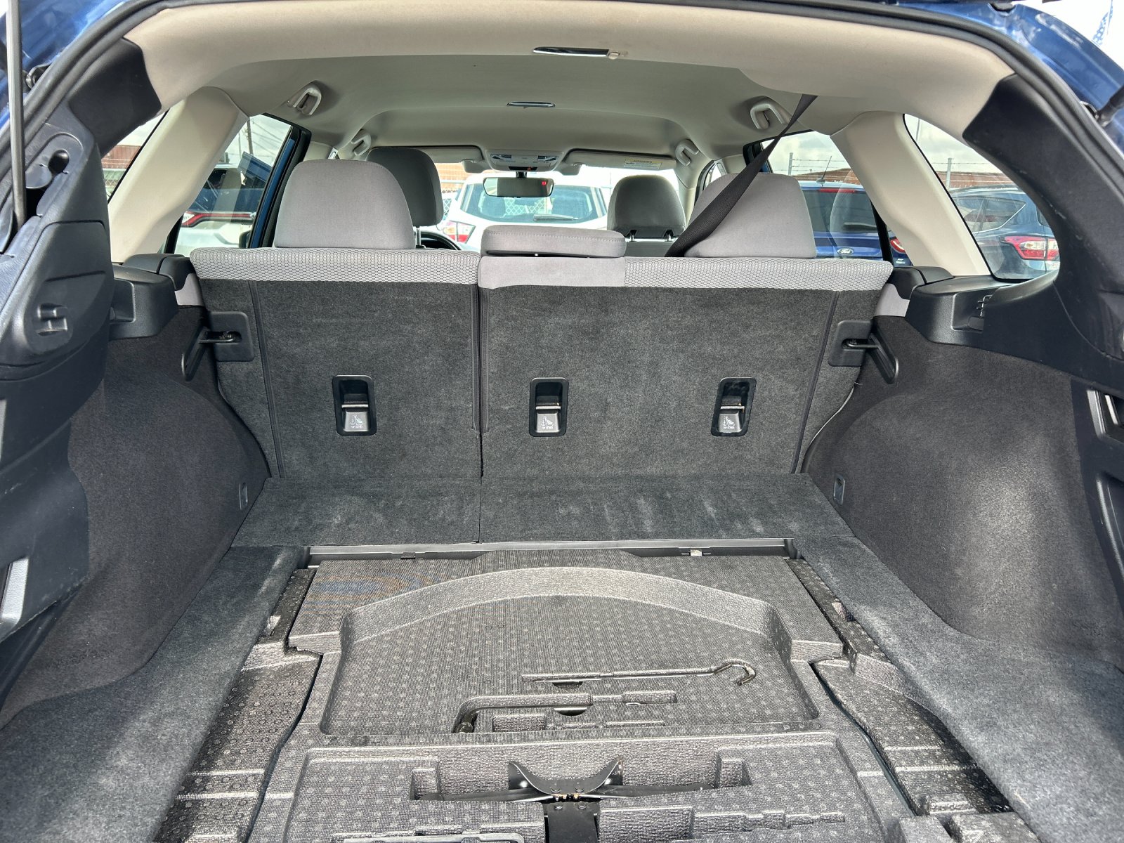 2019 Subaru Outback Premium - Photo 11