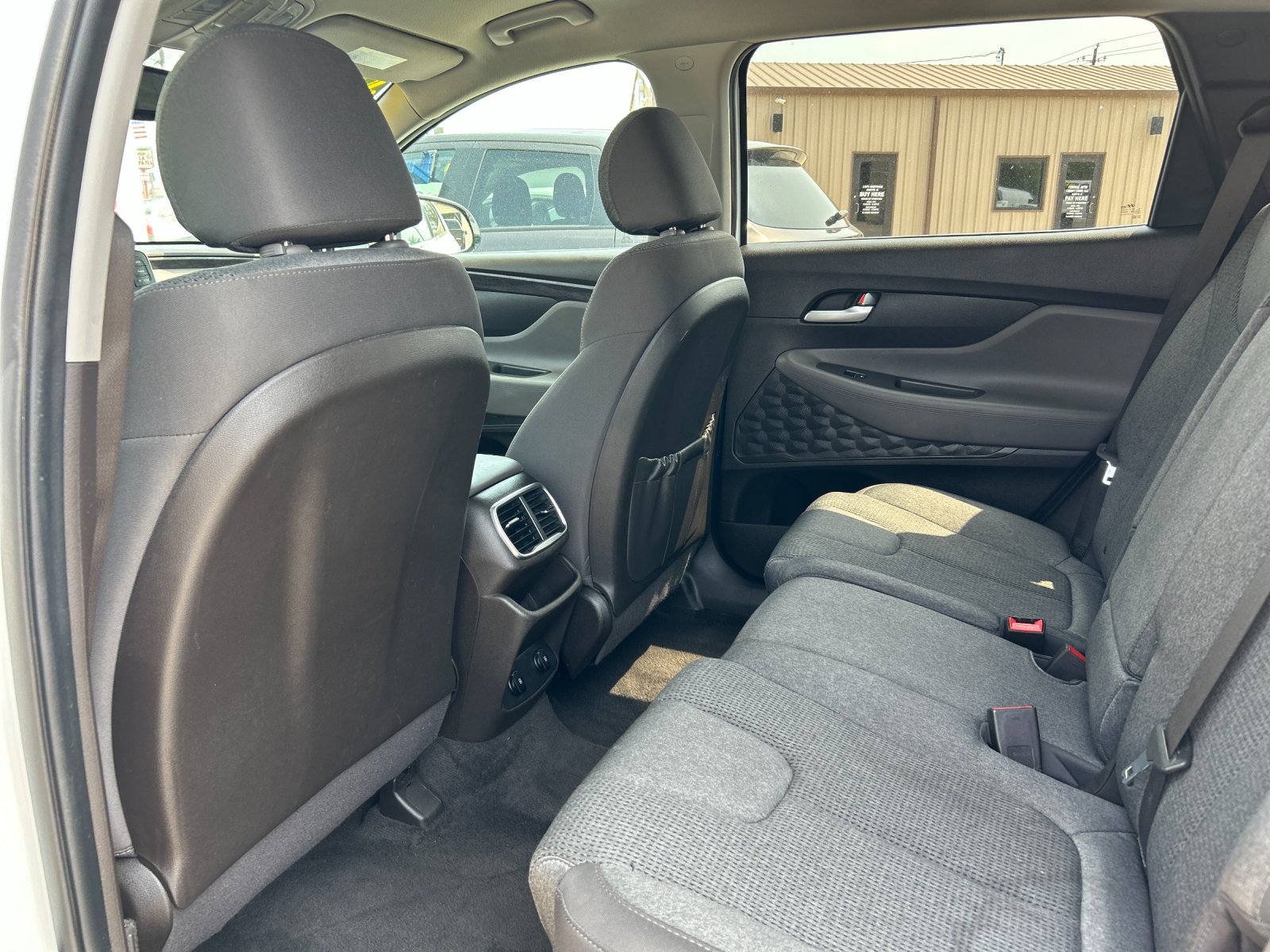 2020 Hyundai Santa Fe SEL - Photo 8