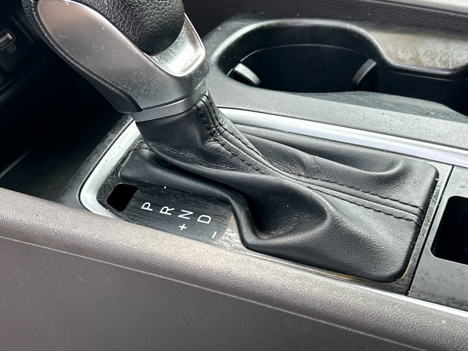 2020 Hyundai Santa Fe SEL - Photo 18