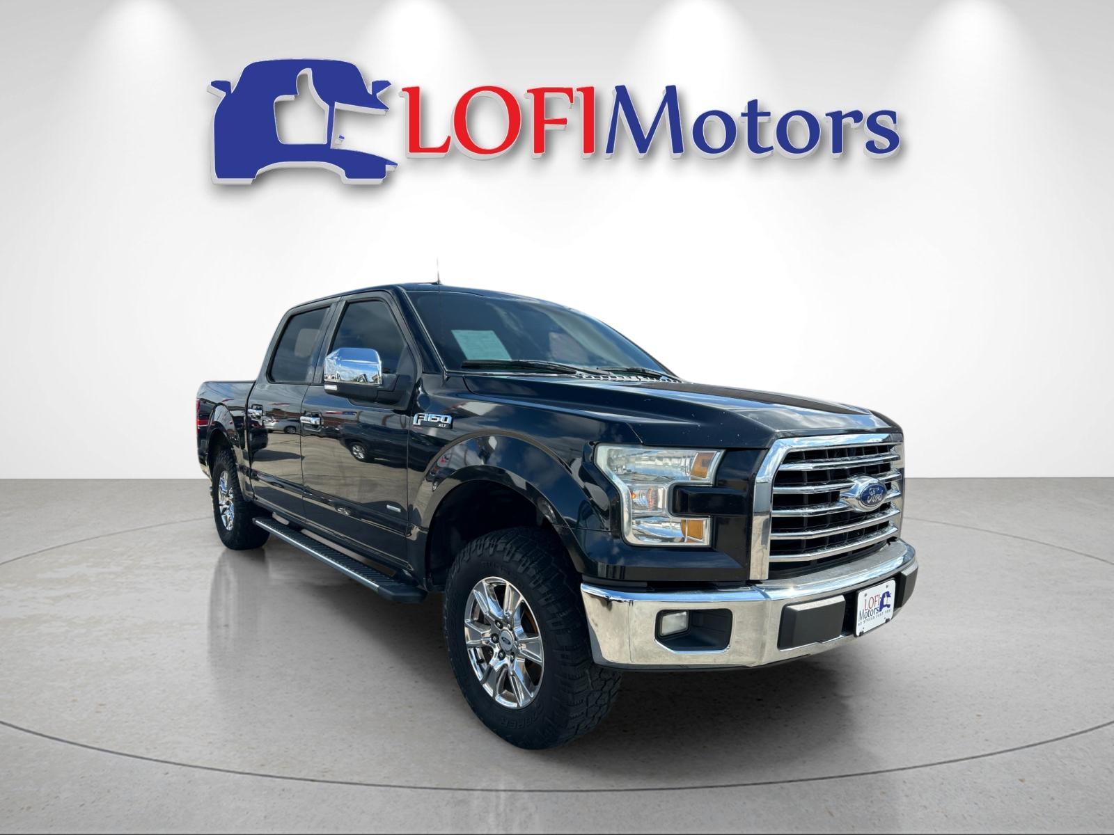 2015 Ford F-150 XLT SuperCrew 145-in's photo