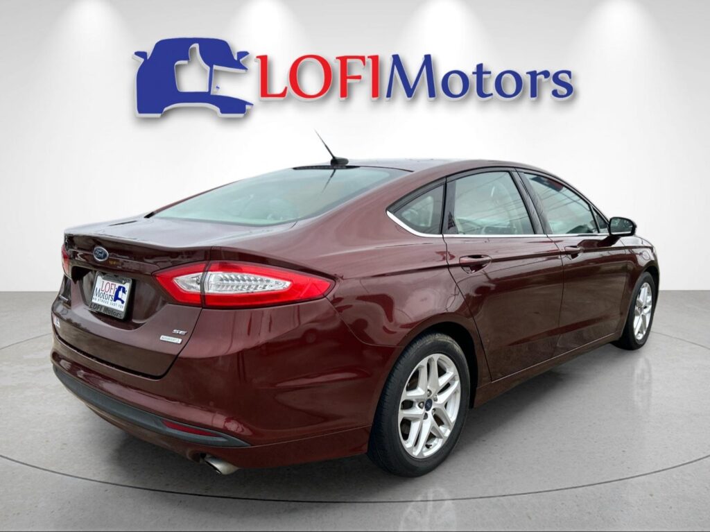 2016 Ford Fusion SE
